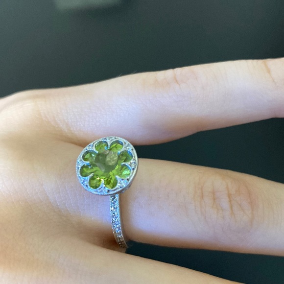 Cathy Waterman Platinum Pave Diamond Green Peridot Flower Ring Size 4.75 - Picture 4 of 13